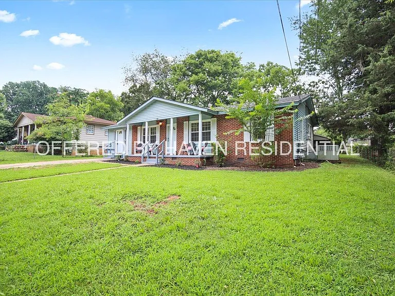 633 Kennan Rd NW — Photo 4