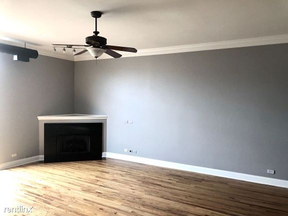 3rd image of 2356 N Elston Ave APT 402
