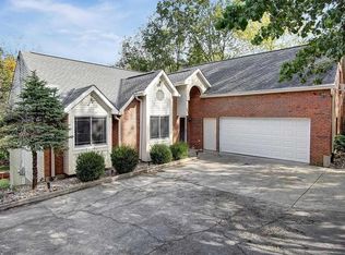 212 Ohio Ave, Fort Thomas, KY 41071