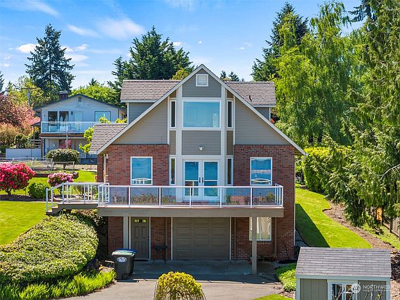 4th image of 5433 Marian Drive NE
