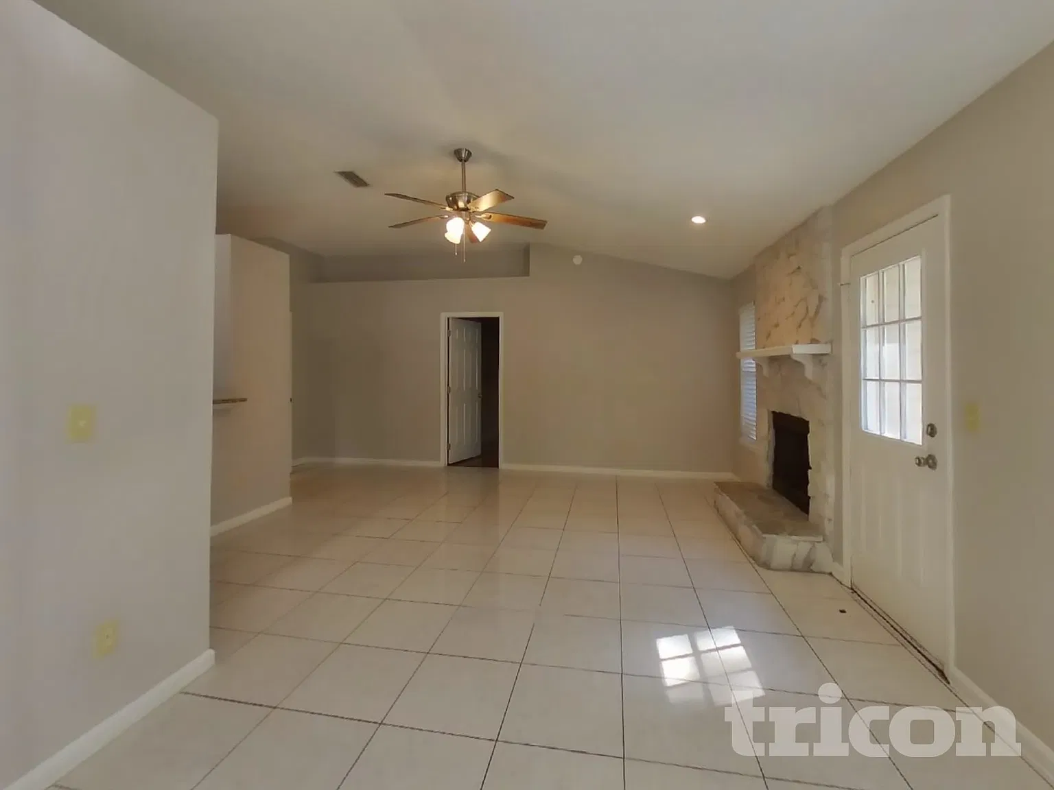8612 Mayall Drive Jacksonville FL — Photo 2