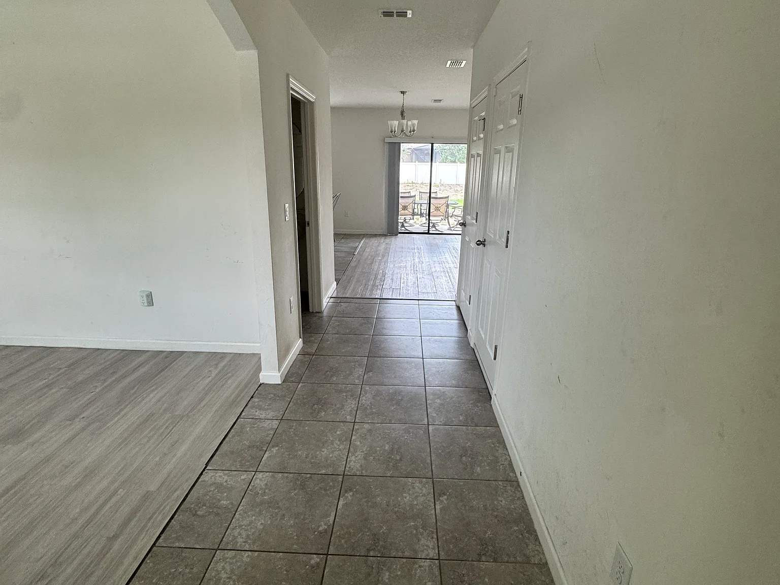 433 Catfish Pl — Photo 4