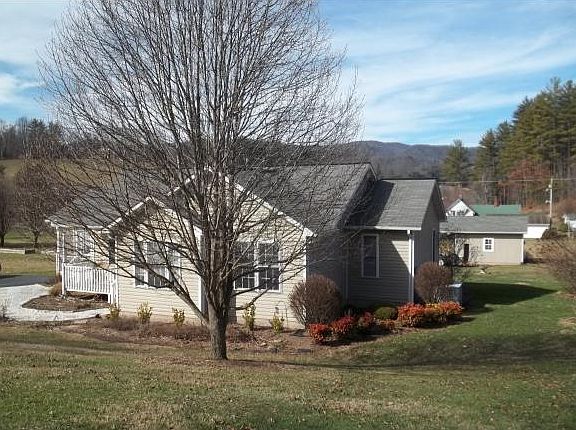 4th image of 149 Oak Hills Ln