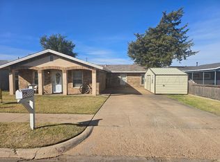 1121 Elmore St, Borger, TX 79007