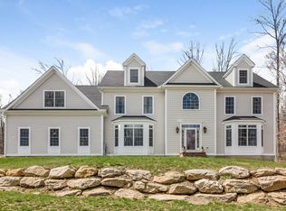 31 Lenore Dr, Madison, CT 06443