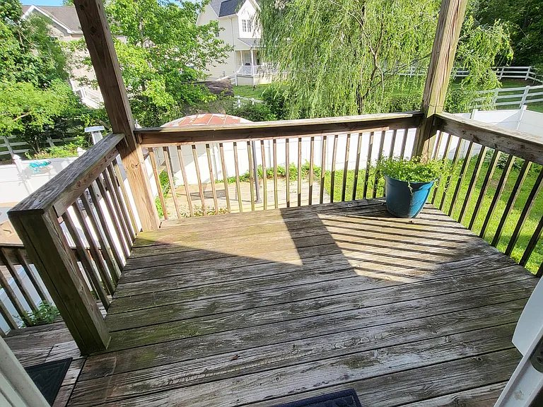 114 Vince Dr — Photo 18