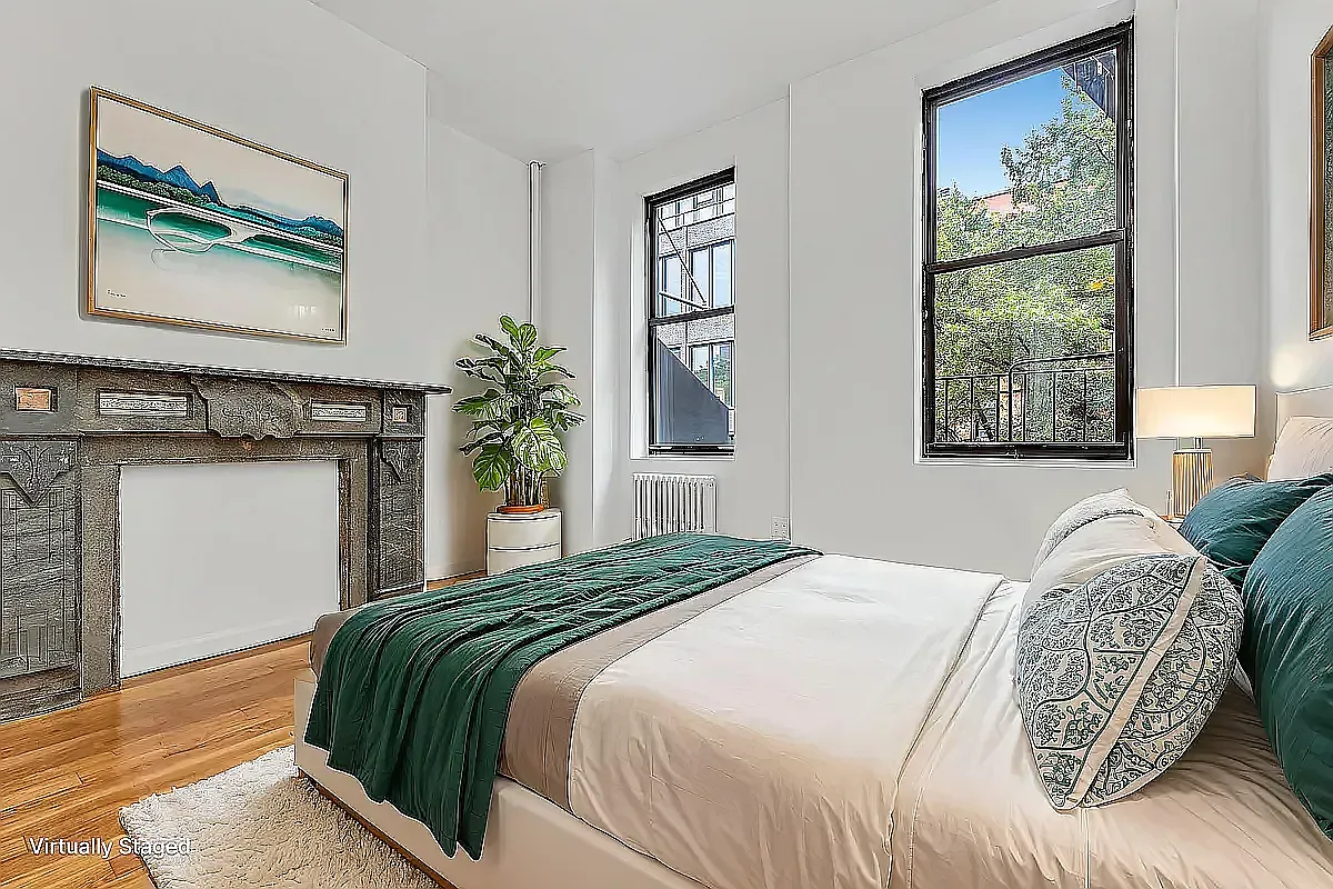 25 Thompson Street — Photo 3