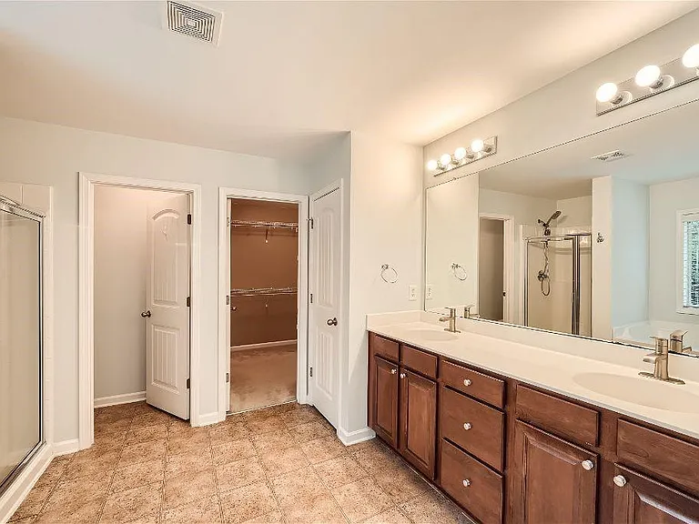 5080 Skylark Creek Ct — Photo 17