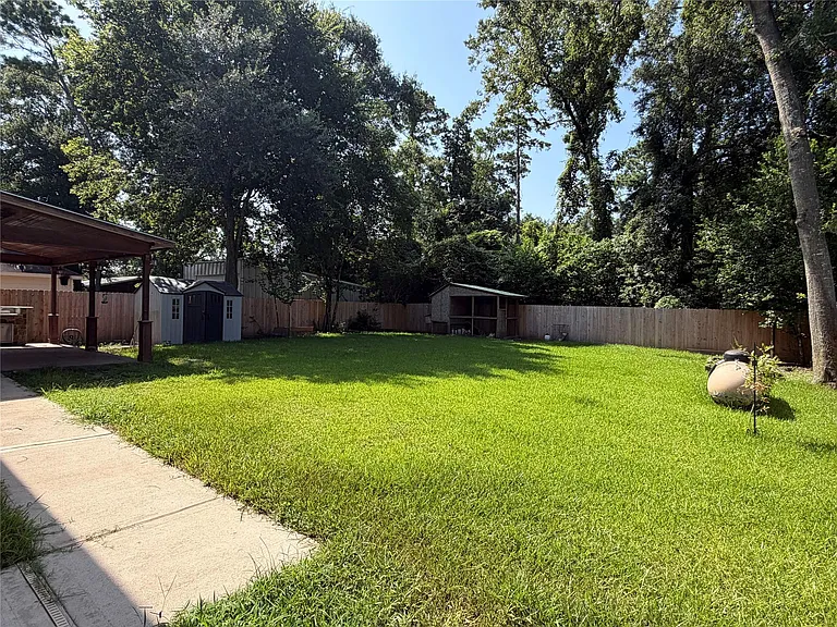 1523 Glen Oaks Dr — Photo 27