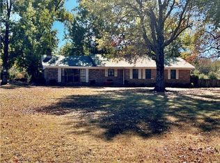 2004 E Broadway St, Spiro, OK 74959
