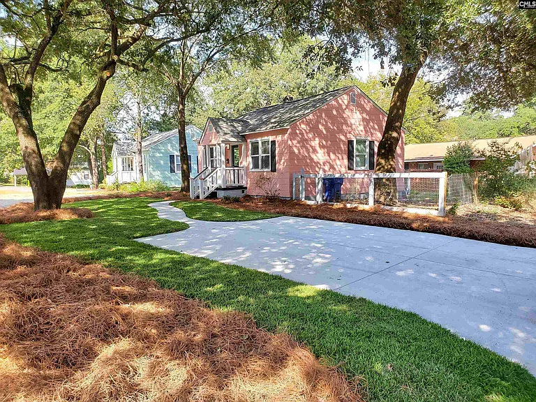 322 S Kilbourne Rd — Photo 3