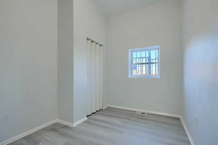 800 N Fulton Ave #A — Photo 3