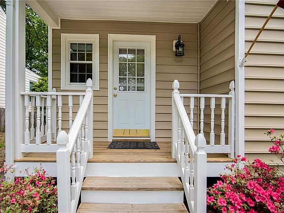 3rd image of 5009 Castle Point Ct