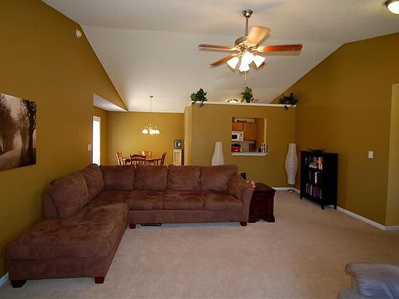 3rd image of 8545 Sweet Birch Dr