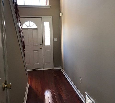 5th image of 4741 Wemberley Dr