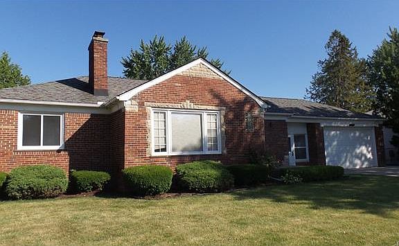 4th image of 22265 Marine Ave