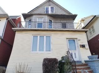 730 E 4th St APT 3, Brooklyn, NY 11218