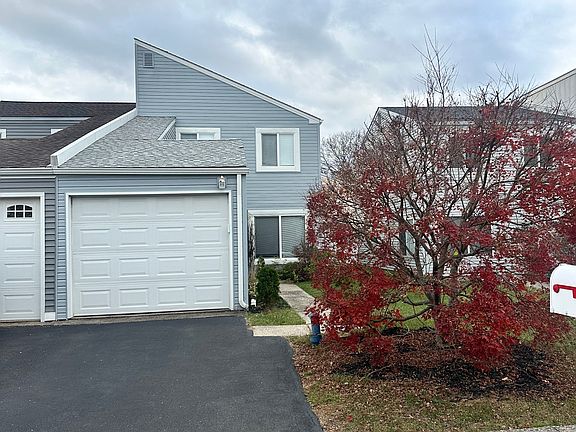 5th image of 66 Pennington Ln