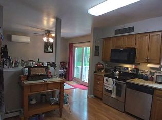 3064 Green Valley Dr, Perkiomenville, PA 18074