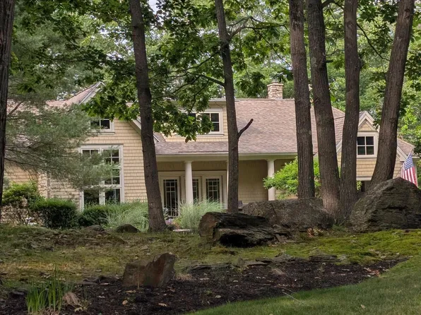74 Seal Cove Lane, Portland, ME 04109