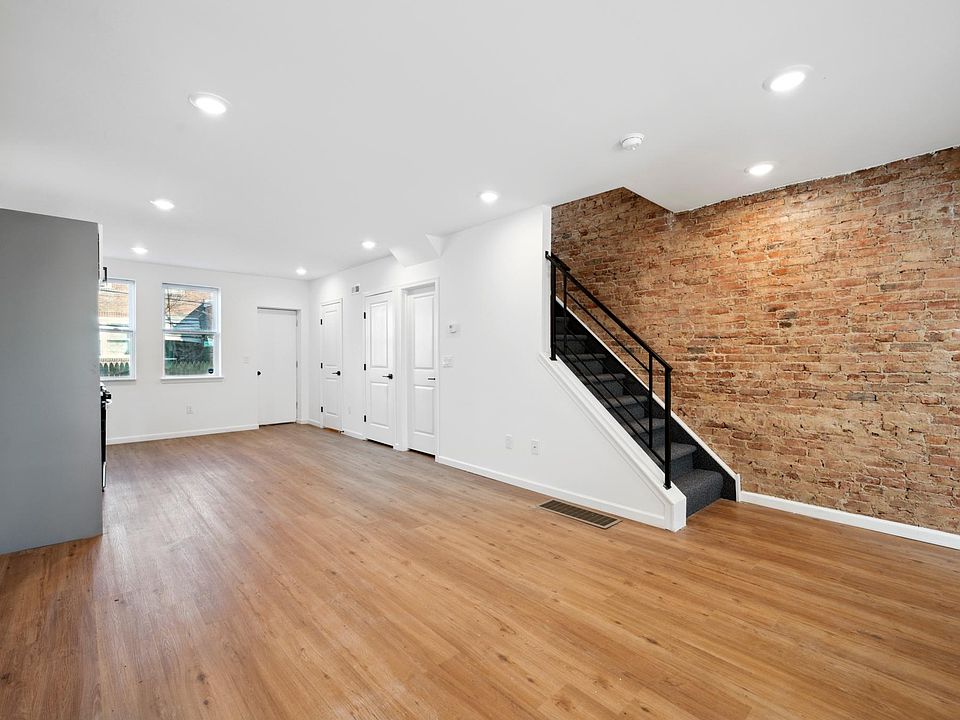 Living room.