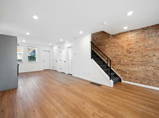 2549 S 62nd St, Philadelphia, PA