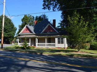 808 W Front St, Statesville, NC 28677