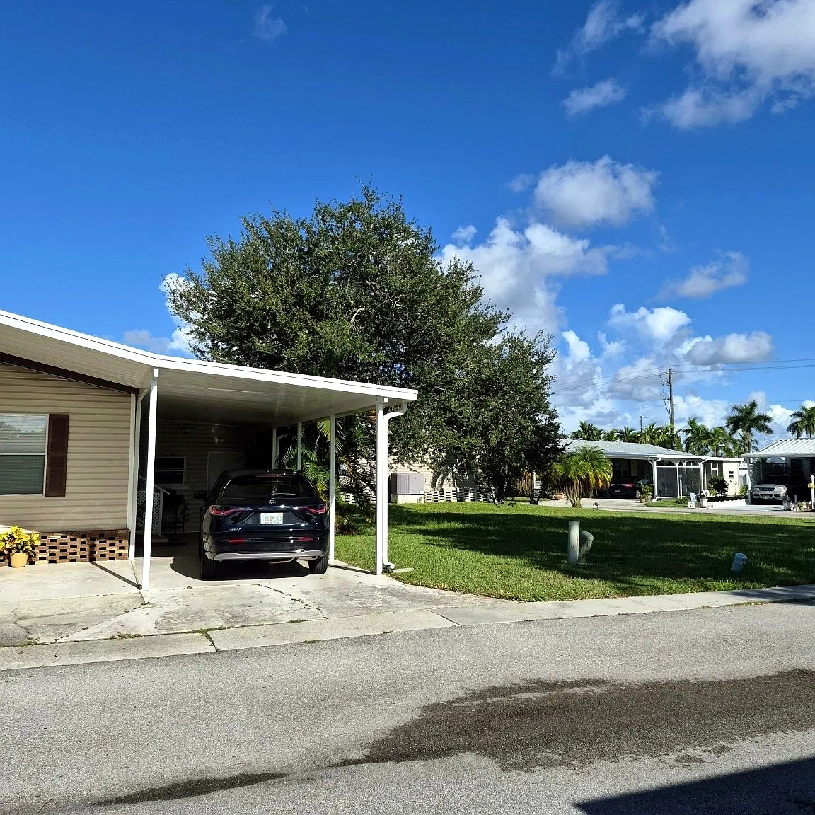 3 bed, 1240 sqft, $2,400 — Photo 3