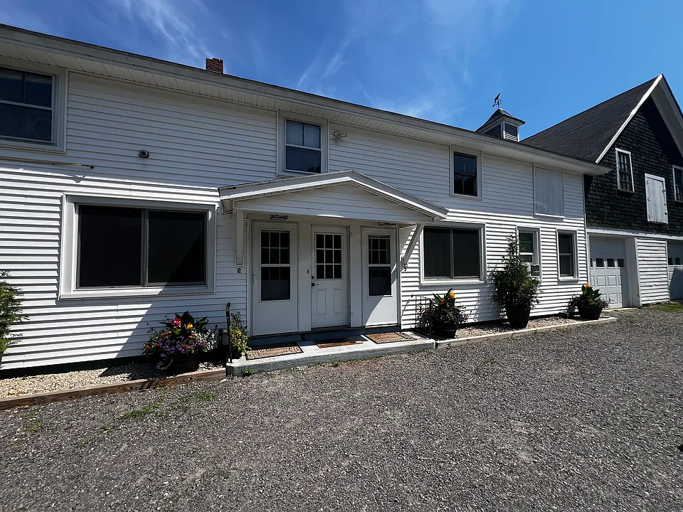 352 Black Point Rd #3