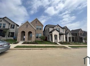 2737 Acadia Dr, Corinth, TX 76210