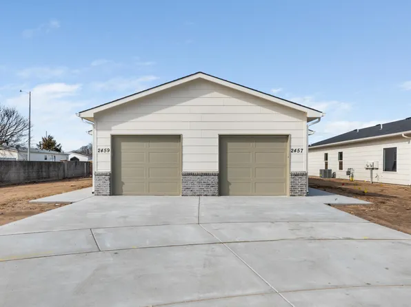 2453 W Macarthur Rd, Wichita, KS 67217