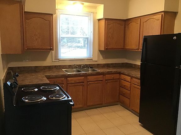 4th image of 6059 Kennedy Ave