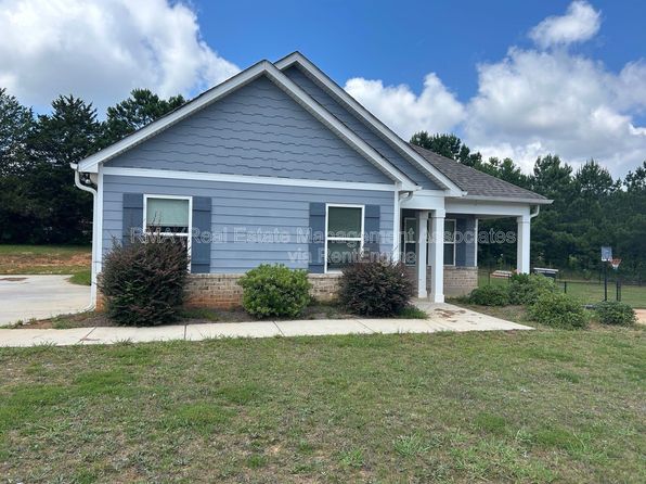 156 Meadowbrooke Dr