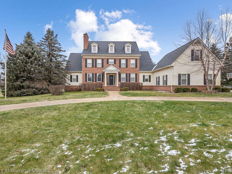 1st image of 1380 Balsam Way