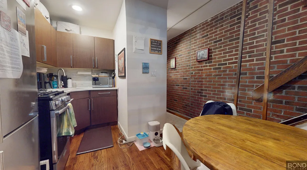 155 East 88th Street — Photo 2