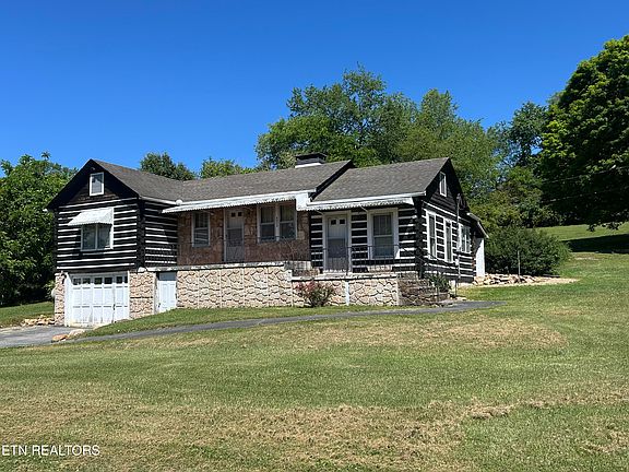 2nd image of 4533 Wildwood Springs Rd