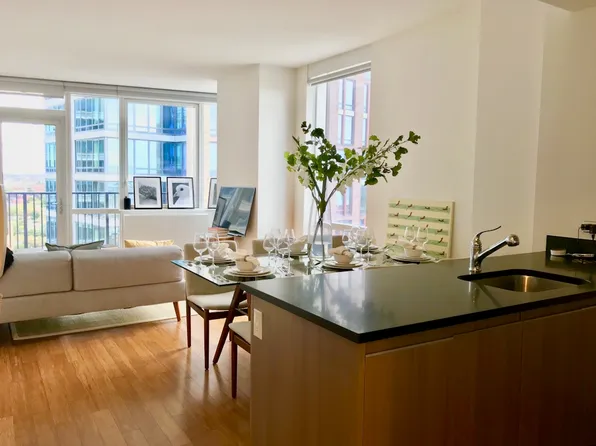 66 Rockwell Place image 1 of 16