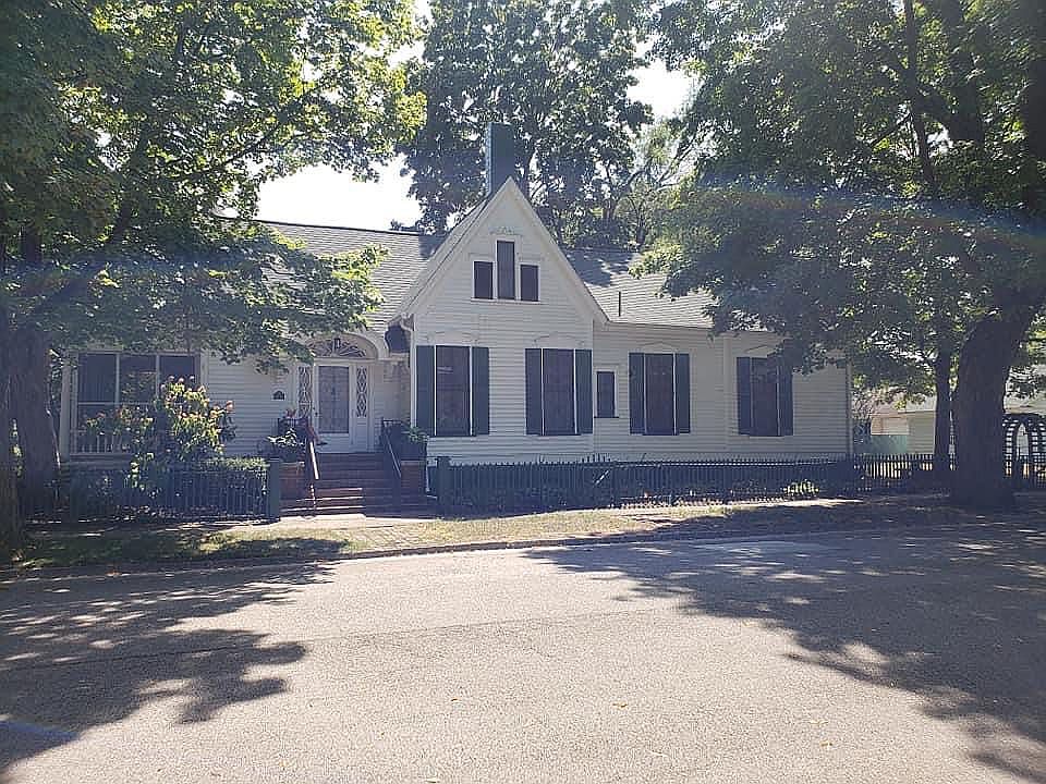 1503 S 6th St, Terre Haute, IN 47802 Zillow