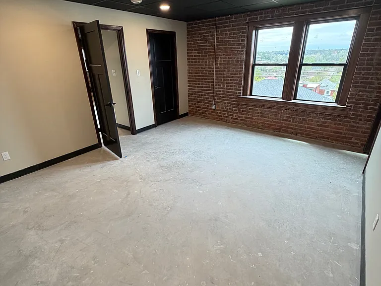 208 Marshall St #324 — Photo 13