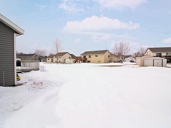 2nd image of 1633 Quail Dr