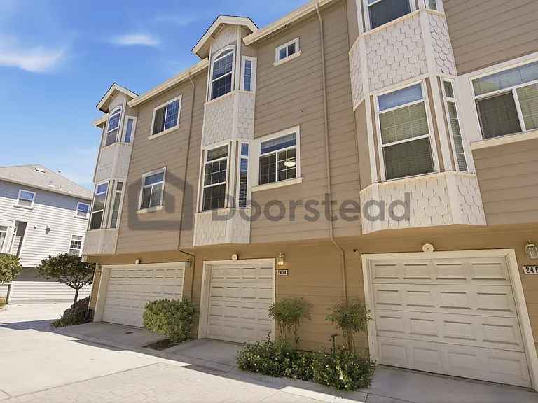 2414 Falk Ct — Photo 29