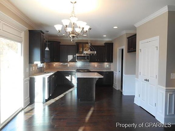 3rd image of 928 Megan Dr