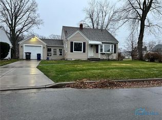 3037 Medford Dr, Toledo, OH 43614