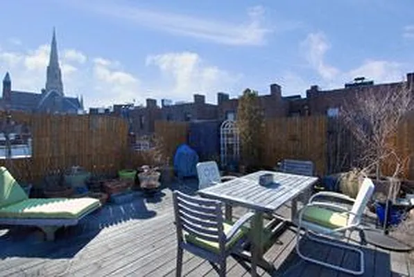 Sold by Douglas Elliman | media 24