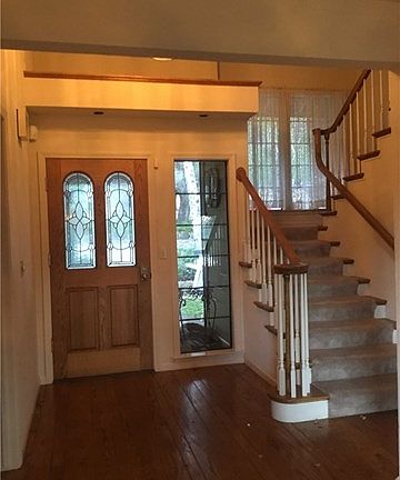 2nd image of 2808 Buckingham Dr