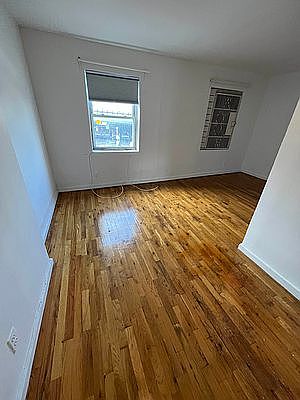 4th image of 144 Huntington St APT 3