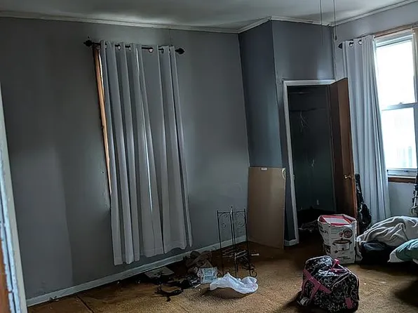 718 Grant Ave, Martins Ferry, OH 43935