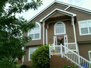 17661 W 157th St, Olathe, KS 66062