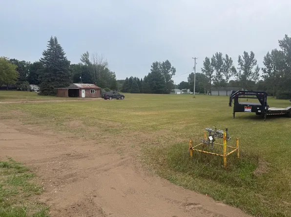 7573 County Farm Rd, Greenville, MI 48838