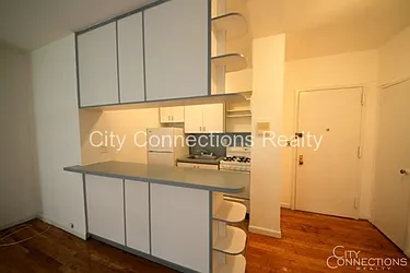 Rented by City Connections Realty